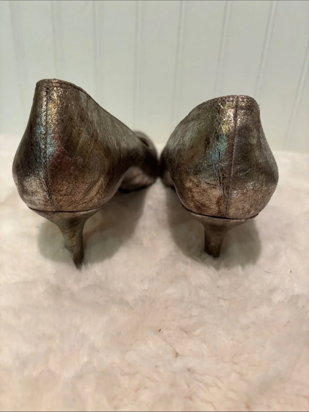 Van Eli Women’s Metallic Variated Metallic Gold Leather Pumps Sz 5 1/2